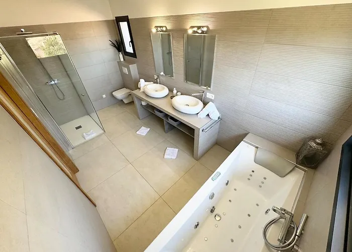 - Porto-vecchio - Piscine Privee فيلة بورتو فيكشْيو